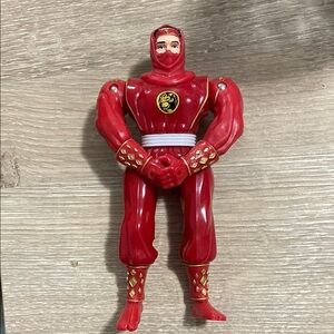 VTG 1995 Bandai Mighty Morphin Power Rangers: Sword Slashing Red Ninja Ranger